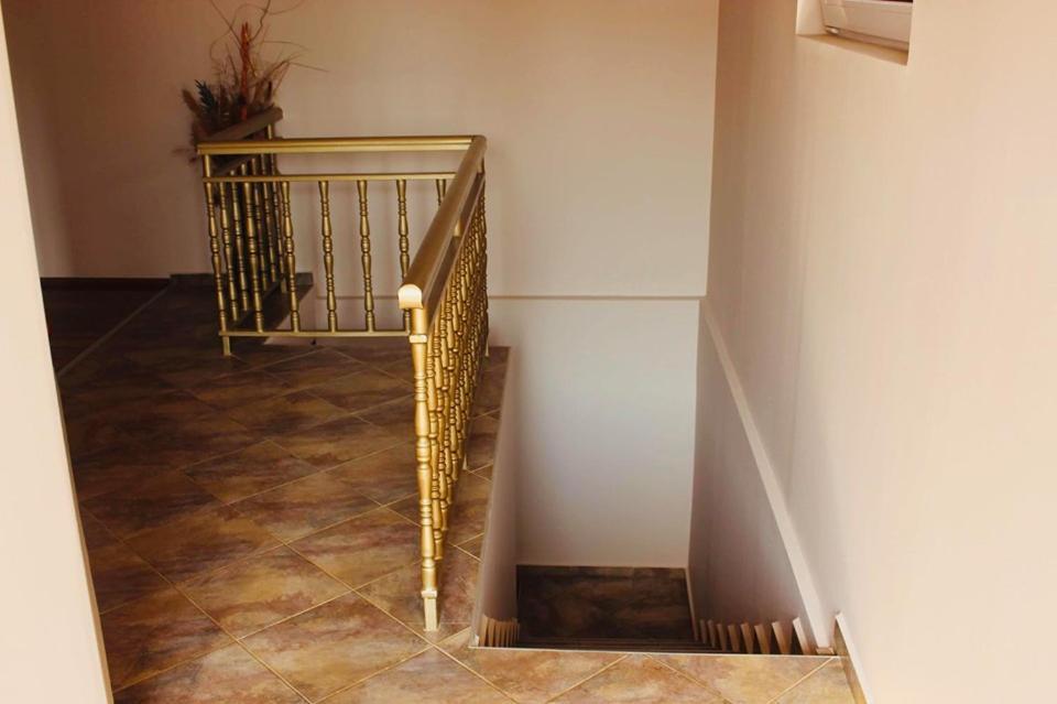 Ezerets Guest House Anita Экстерьер фото