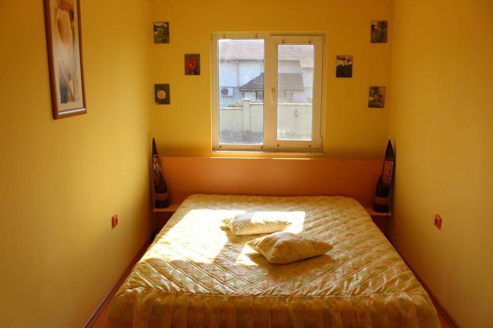 Ezerets Guest House Anita Экстерьер фото